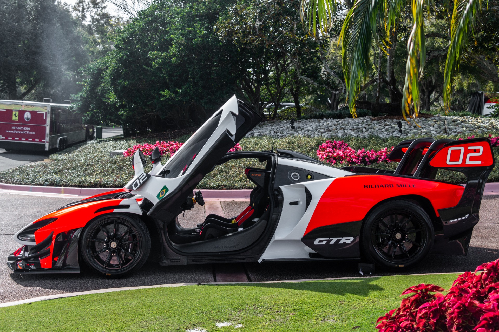 MCLAREN Senna GTR 2020